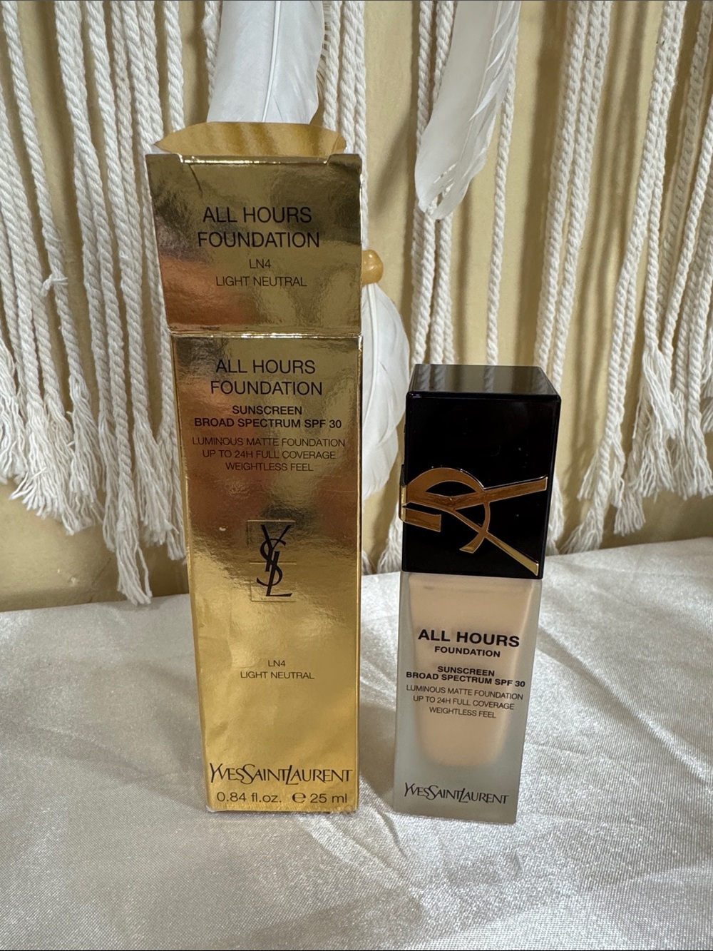 Yves Saint Laurent All Hours Luminous Matte Foundation